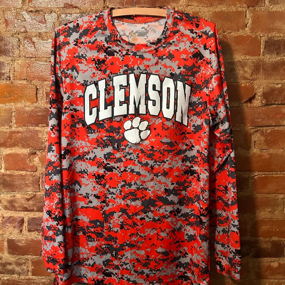 Clemson Badger Sportwear LS Performance Shirt Orange Digital Camo